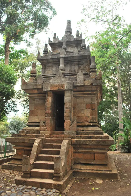 Candi Cangkuang